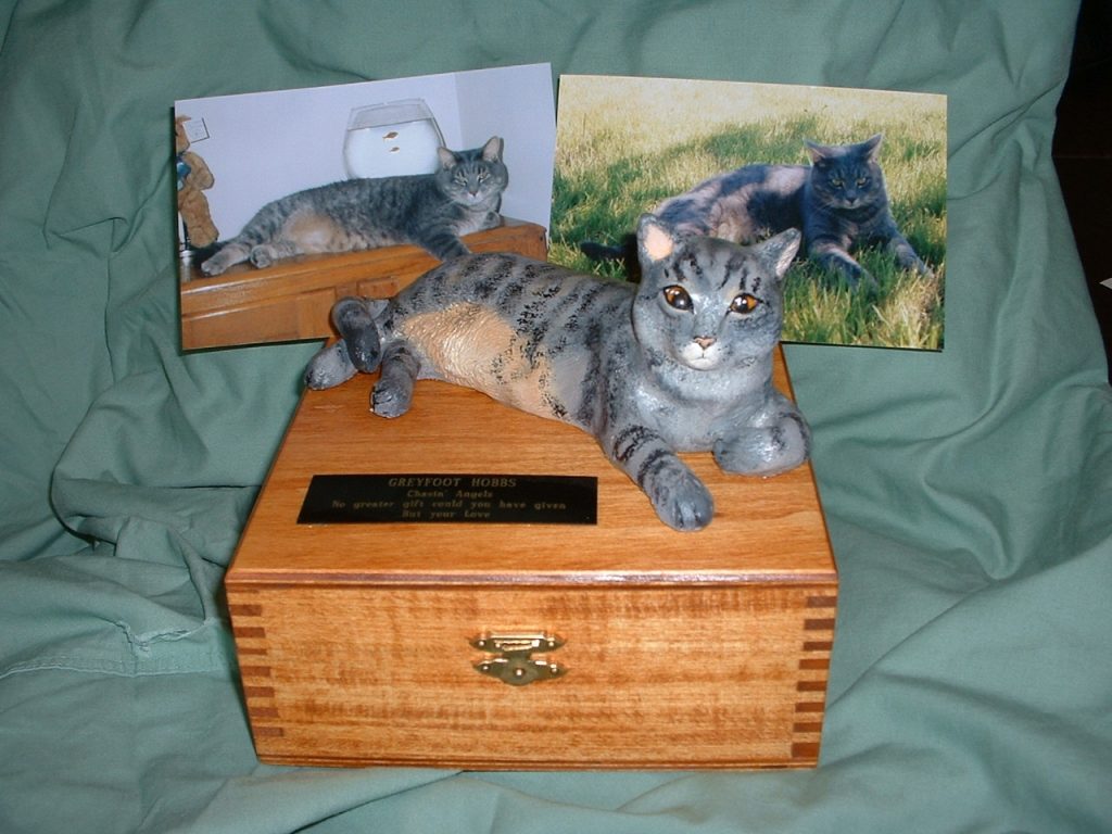 A Personalized Pet Urn of "Greyfoot Hobbs."